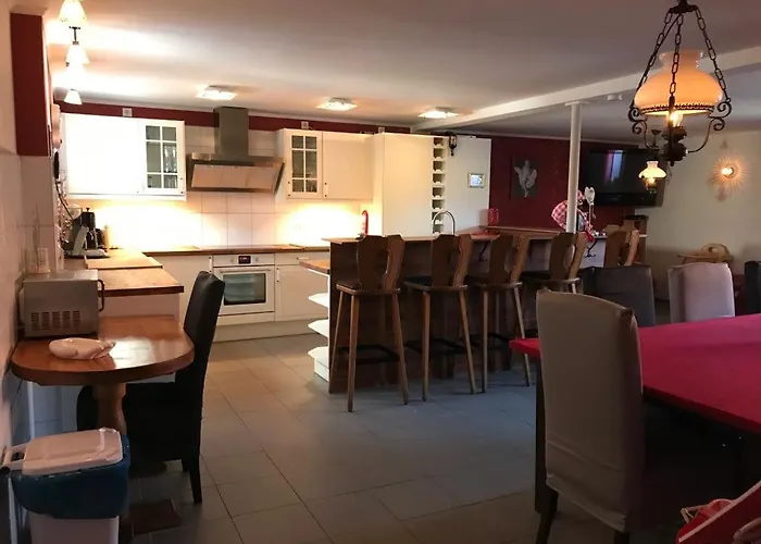 Fun4all-holidayhome アパート メーデバッハ