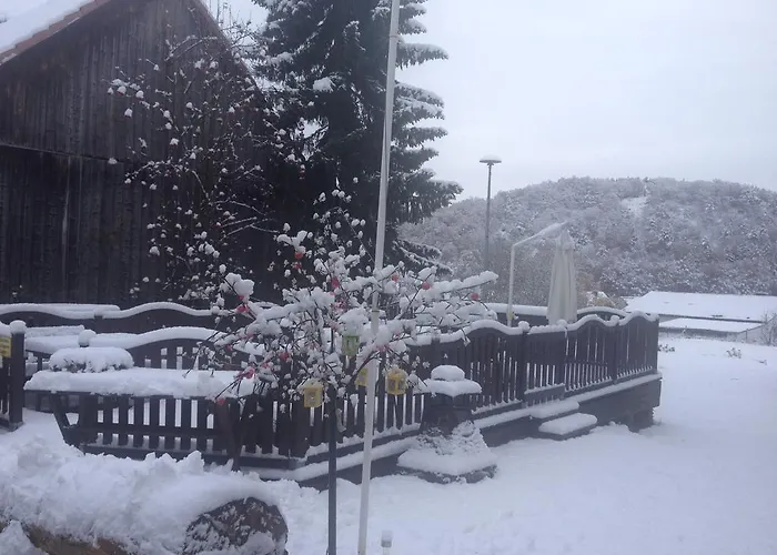 Fun4all-holidayhome アパート メーデバッハ